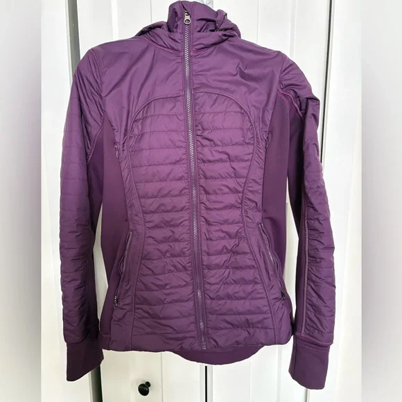 Lululemon jacket - Picture 1 of 7
